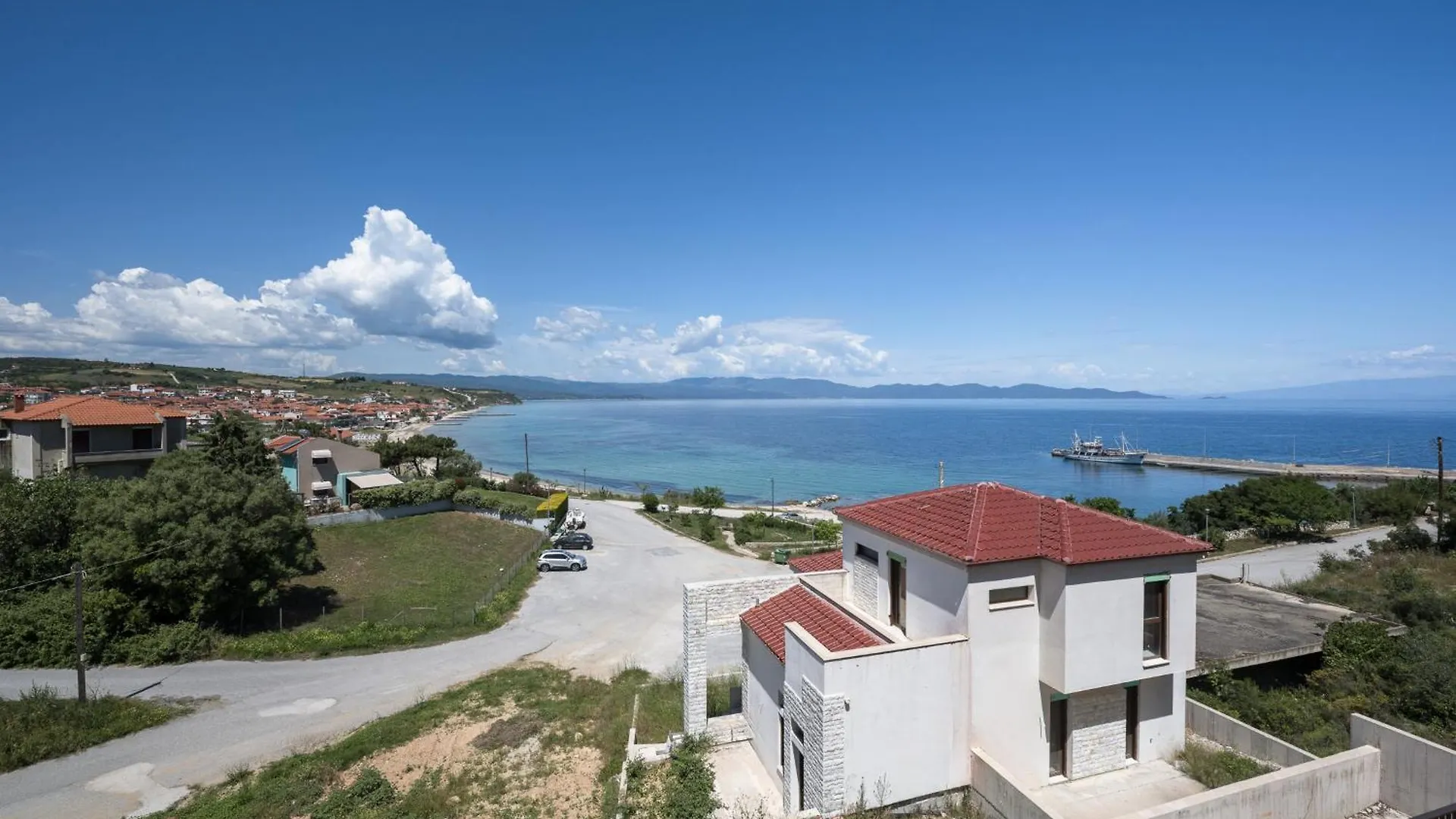 Blue Whisper Luxury Living Suites Nea Roda Grecia