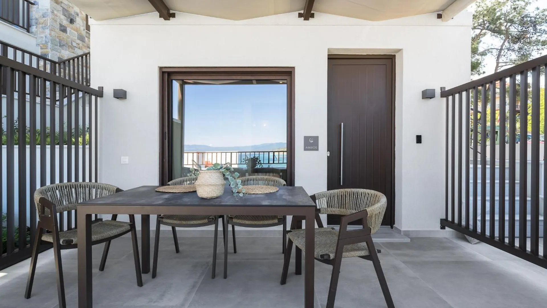 Hotel de apartamente Blue Whisper Luxury Living Suites Nea Roda