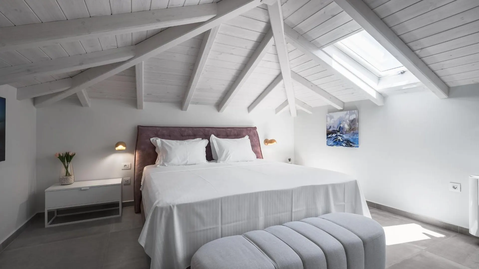 Blue Whisper Luxury Living Suites Nea Roda 0*,  Greece